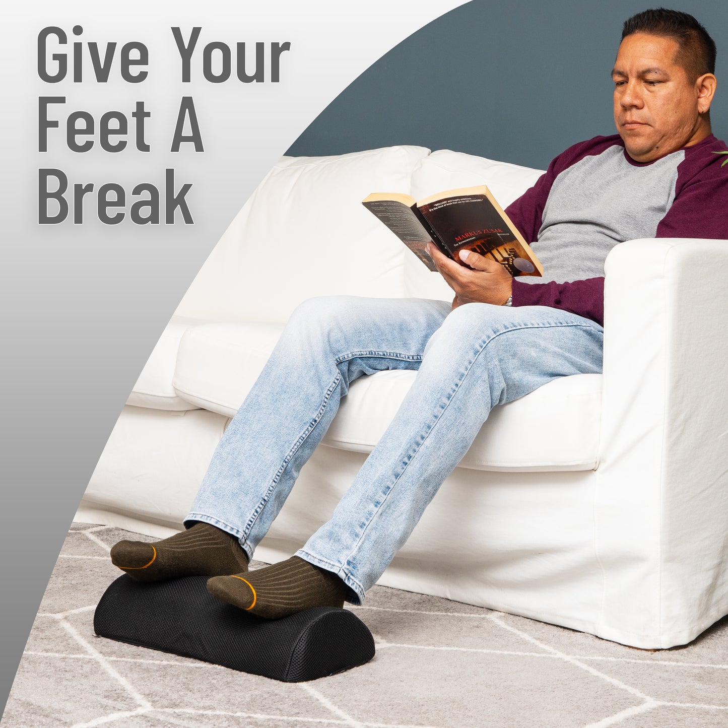 Mind Reader Foot Rest, Under Desk at Work, Ergonomic, Height Adjustable, Office, Foam, 7.5"L x 16.75"W x 3.75"H, Black