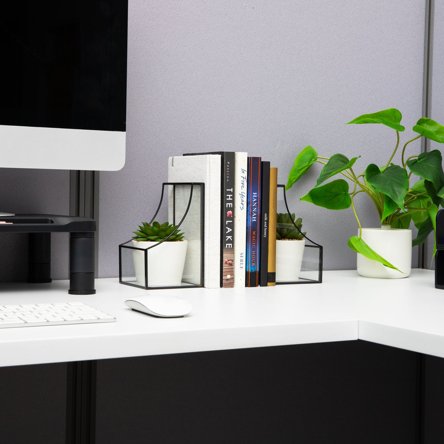 Mind Reader Terrarium Bookends, Decorative Book Holders with Storage, Modern Organizer for Desk or Shelf, Glass, Metal, Set of 2