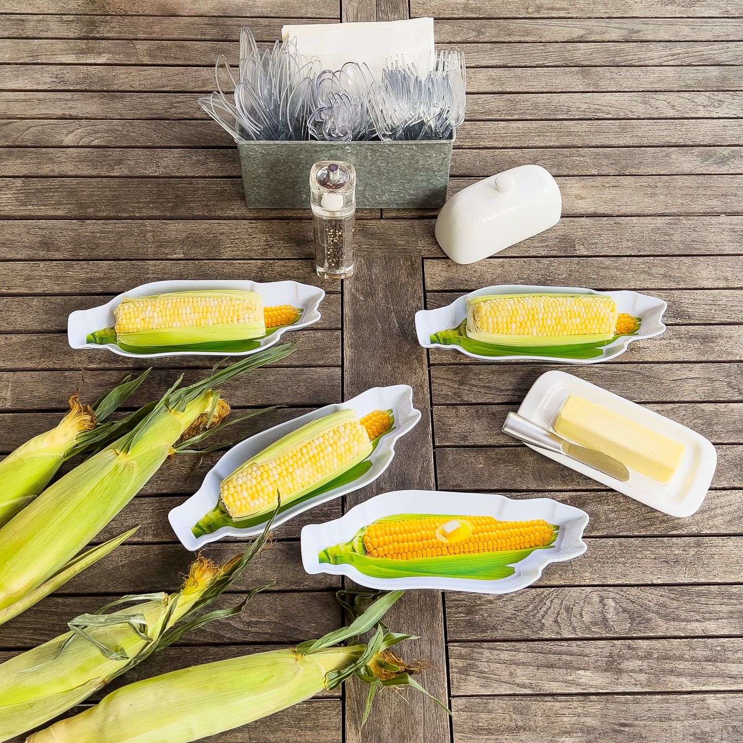 Mind Reader Bon Appetit Collection, Corn on the Cob Serving Plates for Parties and BBQs, 4 Piece Set, Melamine, 10.75"L x 3.75"W x 1"H, White