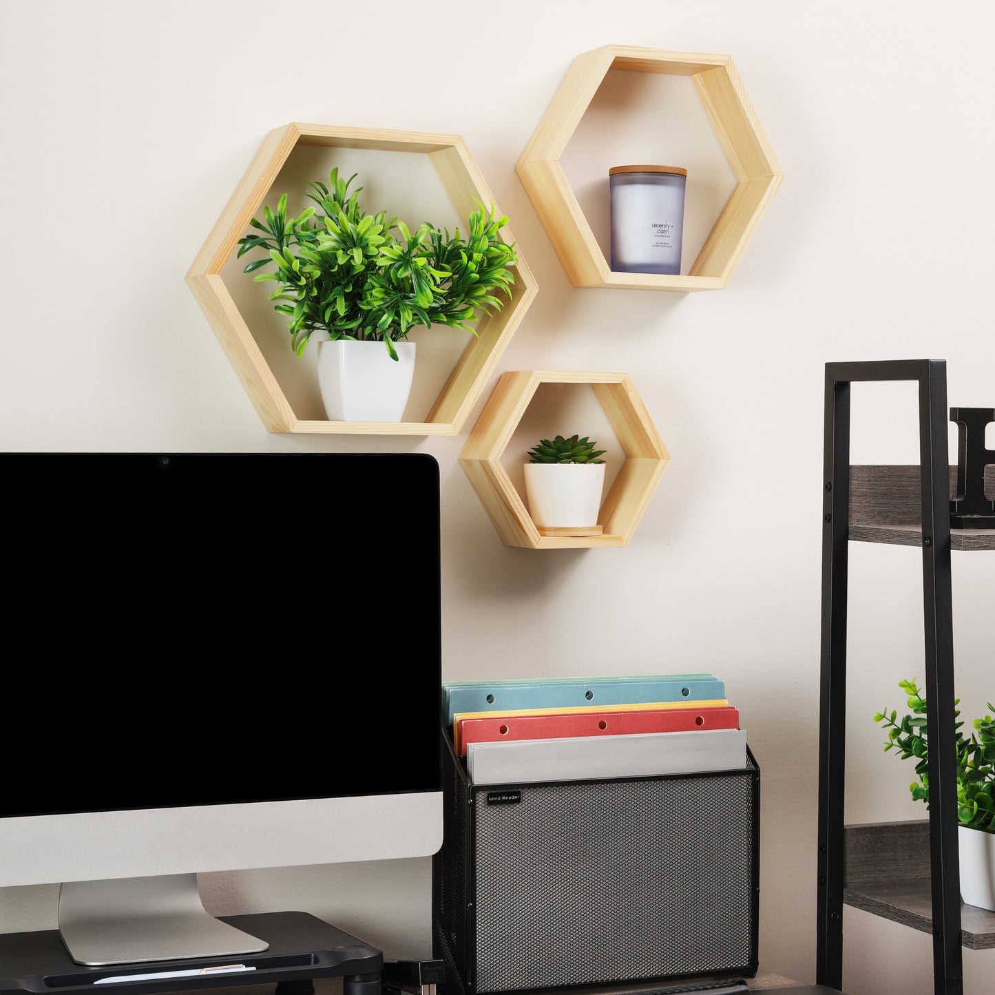 Mind Reader Hexagon Floating Shelves, Set of 3, Wall Decor, Honeycomb Accent Shelf, Cabinet Organizer, Office, Bamboo, 13.75"L x 3.125"W x 12"H, Brown