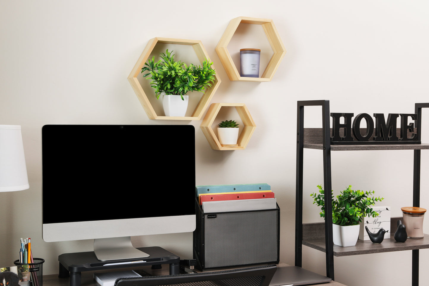 Mind Reader Hexagon Floating Shelves, Set of 3, Wall Decor, Honeycomb Accent Shelf, Cabinet Organizer, Office, Bamboo, 13.75"L x 3.125"W x 12"H, Brown