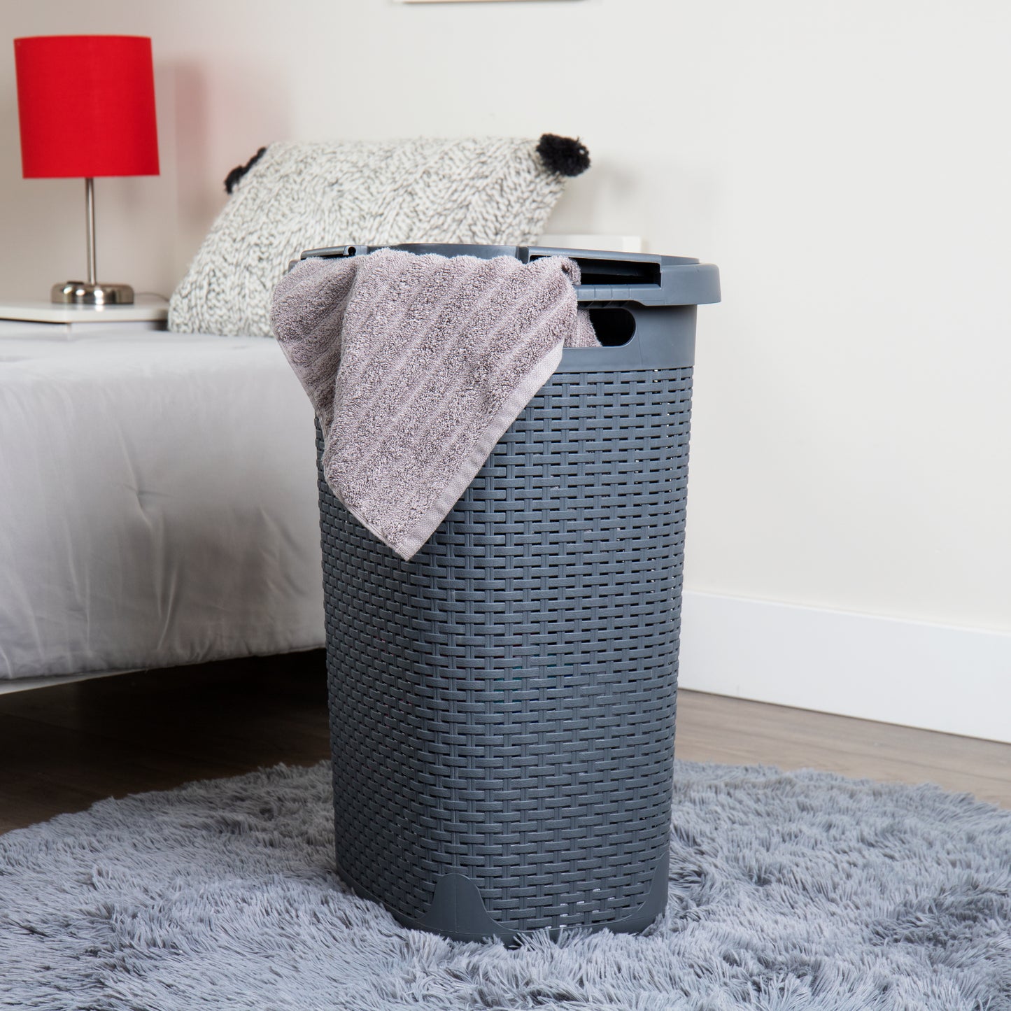 Mind Reader 60L Slim Laundry Hamper, Clothes Basket, Lid, Wicker Design, Plastic, 17.65"L x 13.75"W x 24.15"H