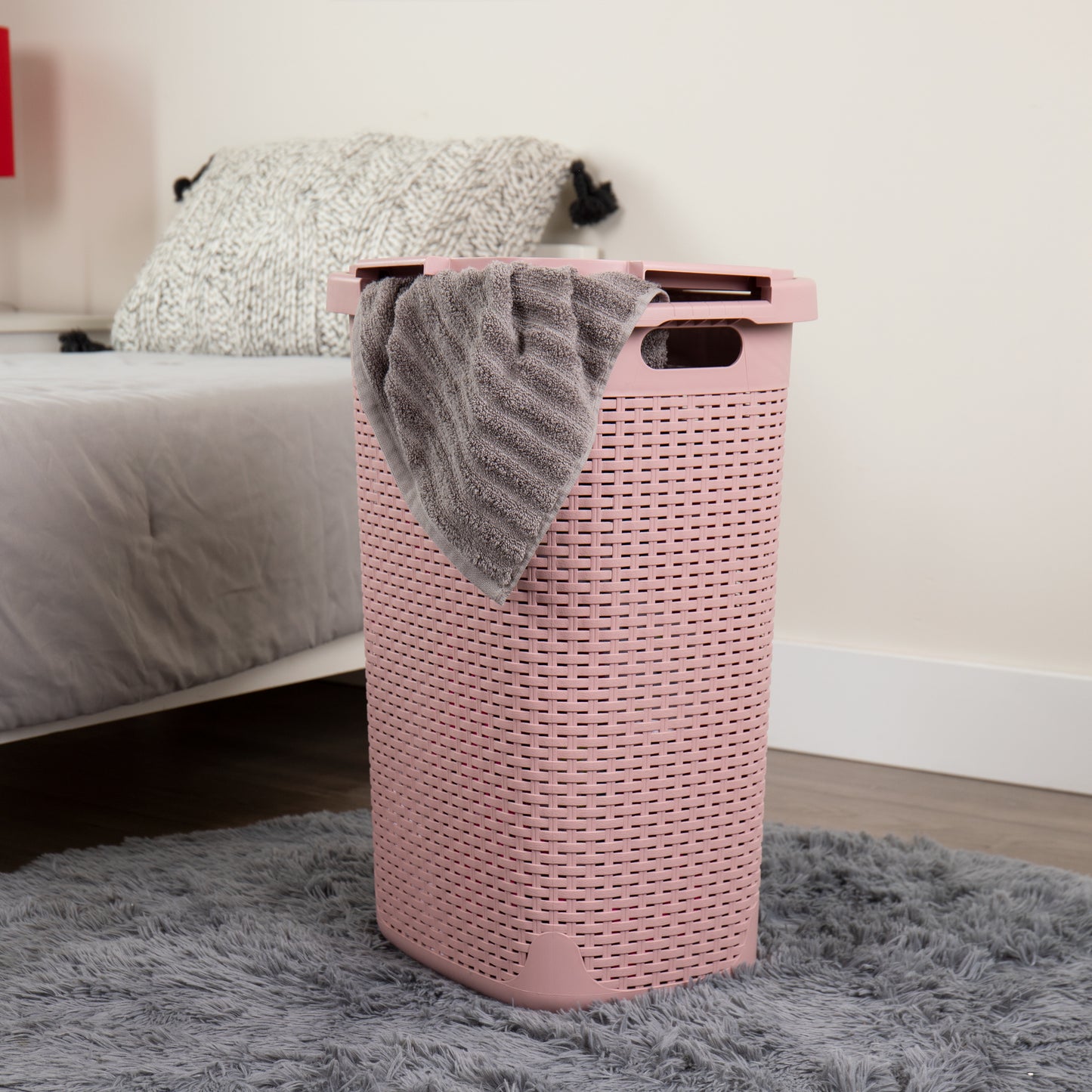 Mind Reader 60L Slim Laundry Hamper, Clothes Basket, Lid, Wicker Design, Plastic, 17.65"L x 13.75"W x 24.15"H
