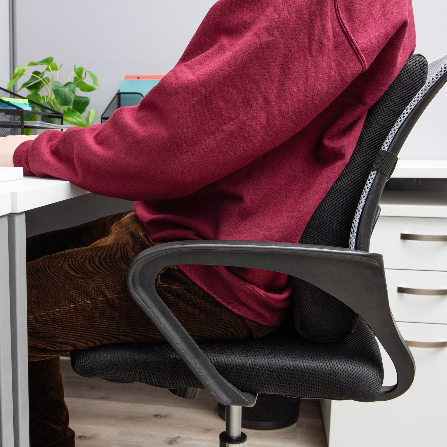 Mind Reader Lumbar Support Cushion for Office Chair and Car Seat, Memory Foam, Back Pain Relief, Improves Posture, 14.5"L x 5"W x 18.5"H
