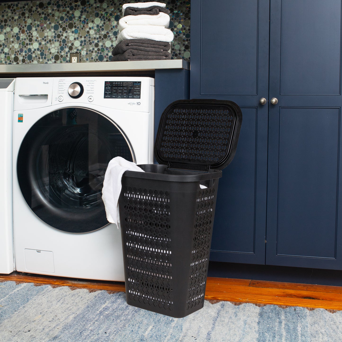 Mind Reader Slim Tapered Laundry Hampers with Lid, Clothes Basket with Swiss Cross Cut-Outs, Lightweight & Ventilated, Plastic, Set of 2