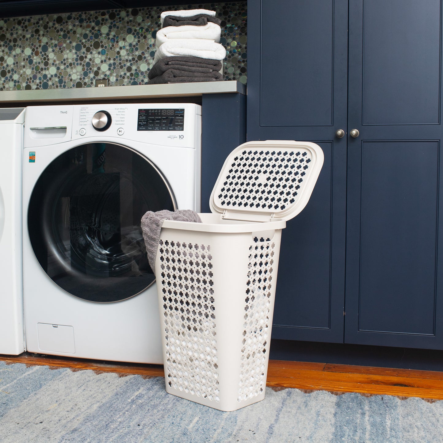 Mind Reader Slim Tapered Laundry Hampers with Lid, Clothes Basket with Swiss Cross Cut-Outs, Lightweight & Ventilated, Plastic, Set of 2