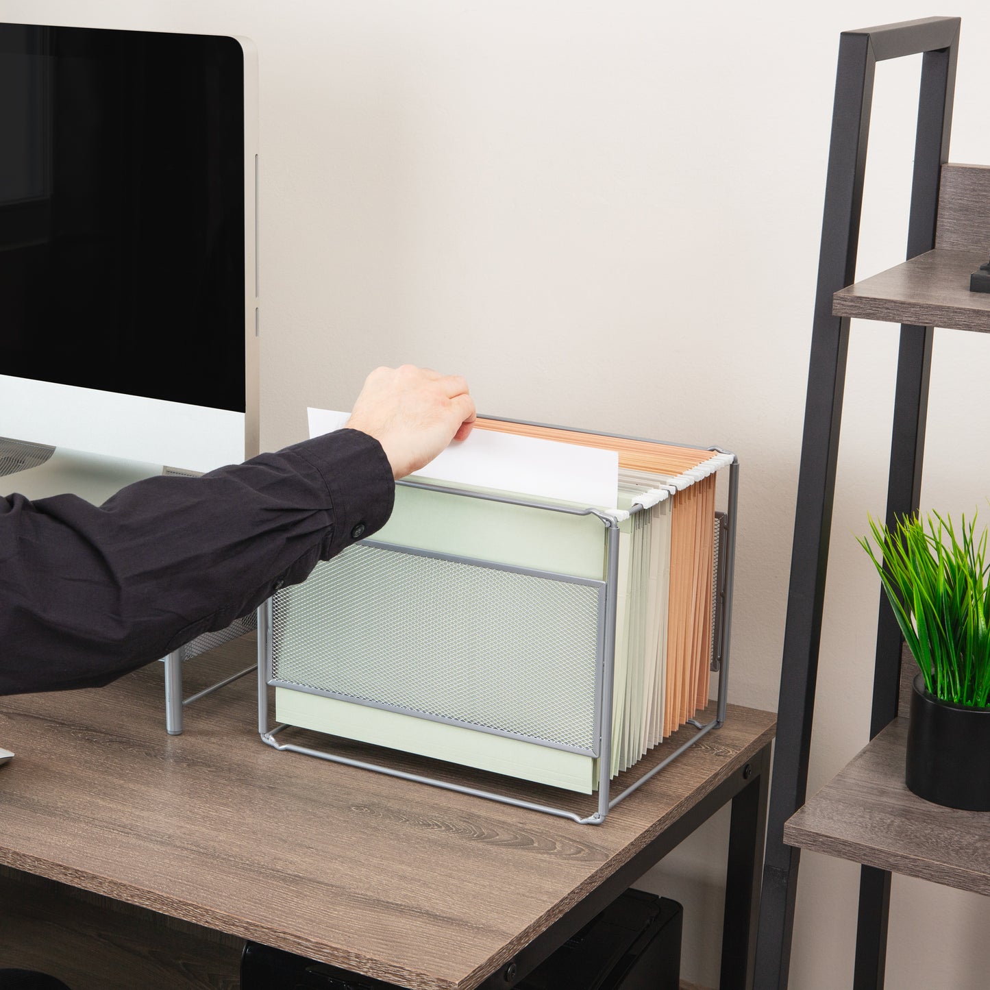 Mind Reader Hanging File Folder Organizer, Desktop Organizer, Storage, Office, Metal Mesh, 13"L x 9.75"W x 10.25"H