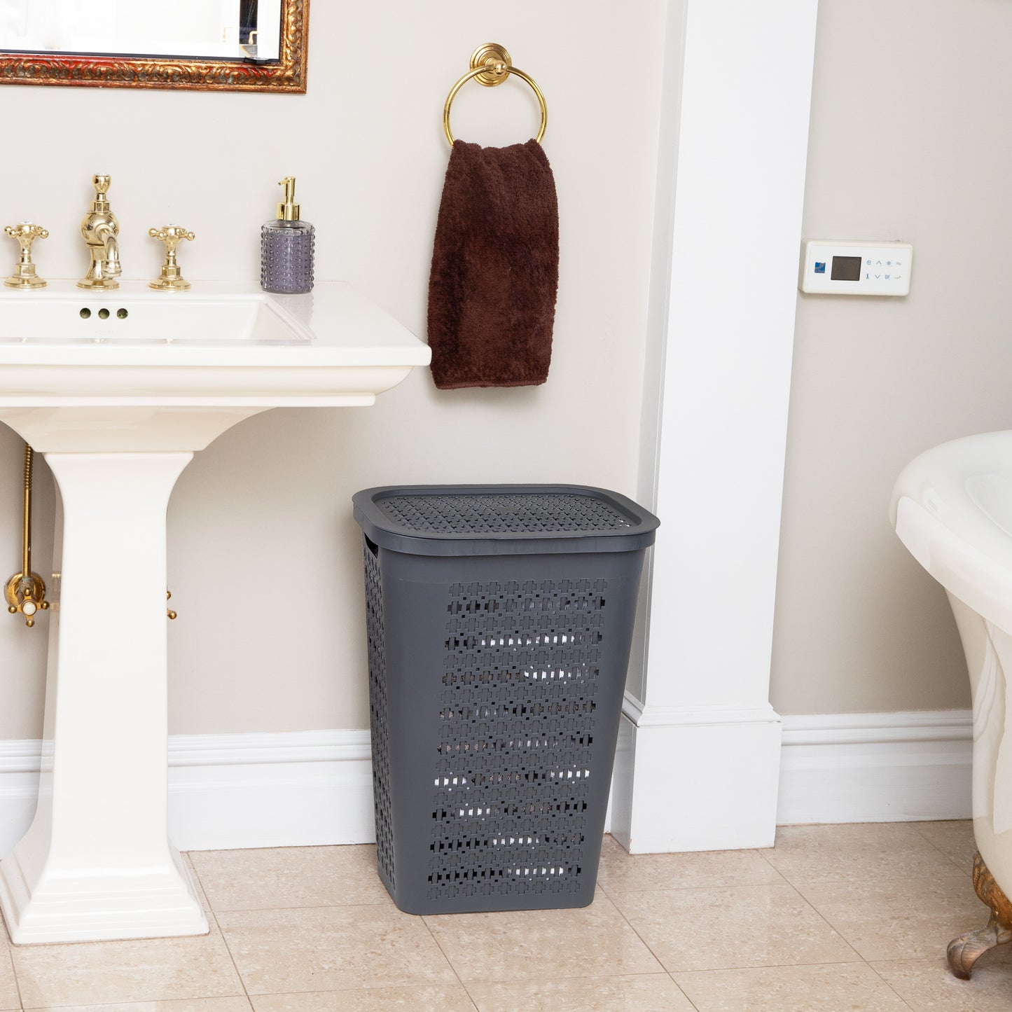 Mind Reader Slim Tapered Laundry Hamper with Lid, 50L Plastic Clothes Basket with Swiss Cross Cut-Outs, Lightweight & Ventilated Laundry Bin with Handles