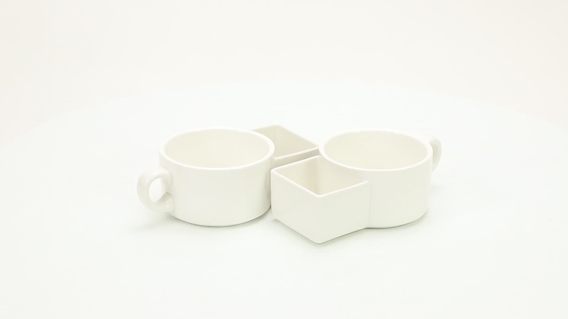 White Soup Cup With Lid 4.5