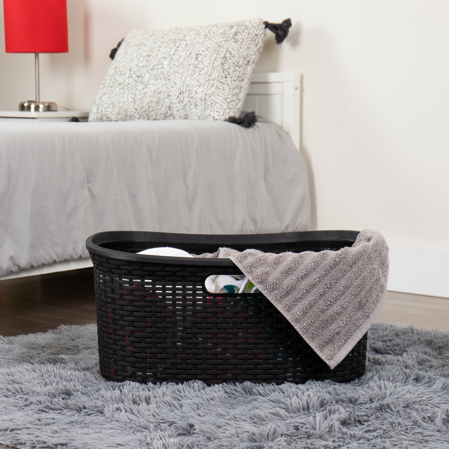 Mind Reader 40L Laundry Basket, Clothes Hamper, Wicker Design, Plastic, 23"L x 14.5"W x 11"H