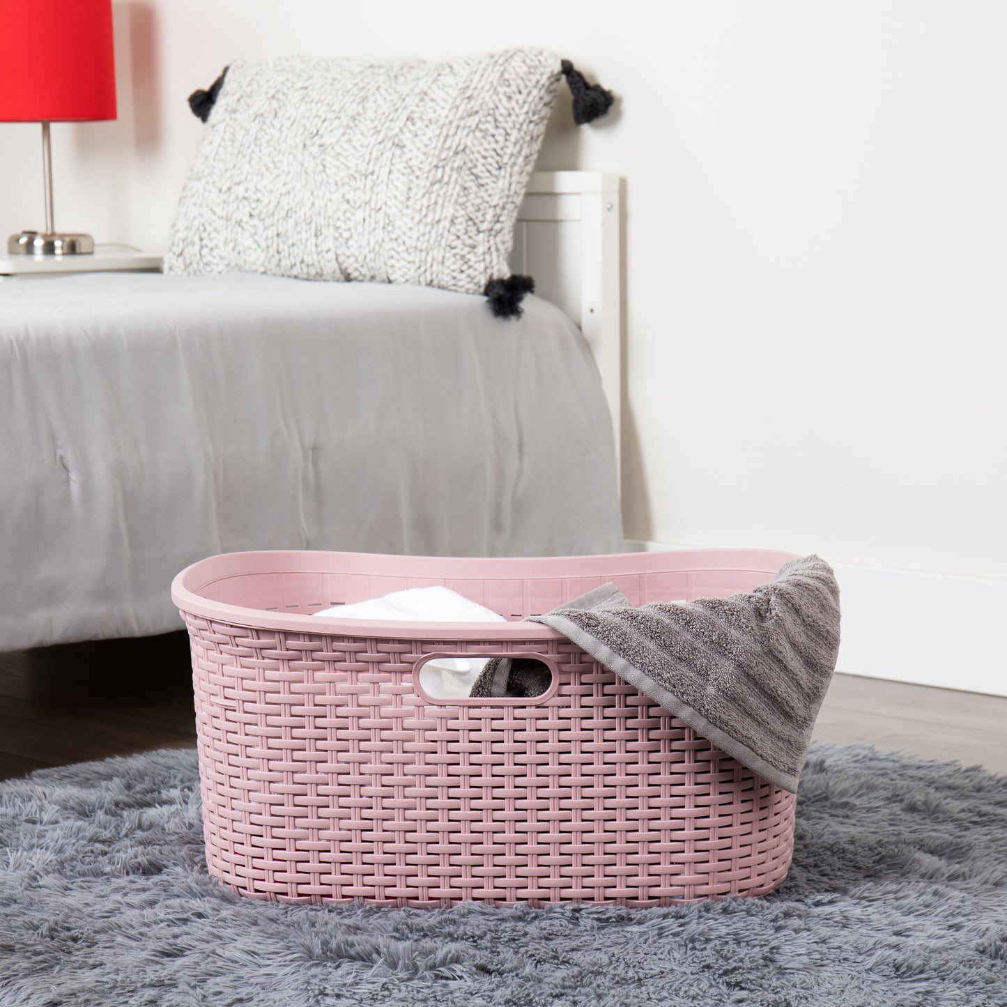 Mind Reader 40L Laundry Basket, Clothes Hamper, Wicker Design, Plastic, 23"L x 14.5"W x 11"H